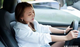 麻豆姐,时尚界的璀璨明星，引领潮流的时尚先锋